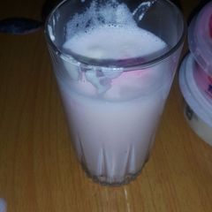 Milk shake A picture of Milk shake.