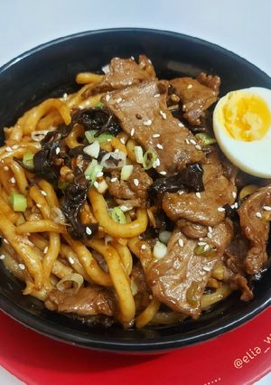 Foto resep Beef Stir-Fry Udon