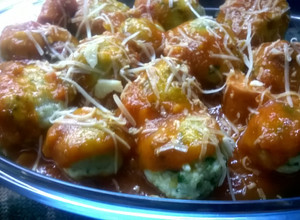 Una foto de Malfatti de ricotta y acelga