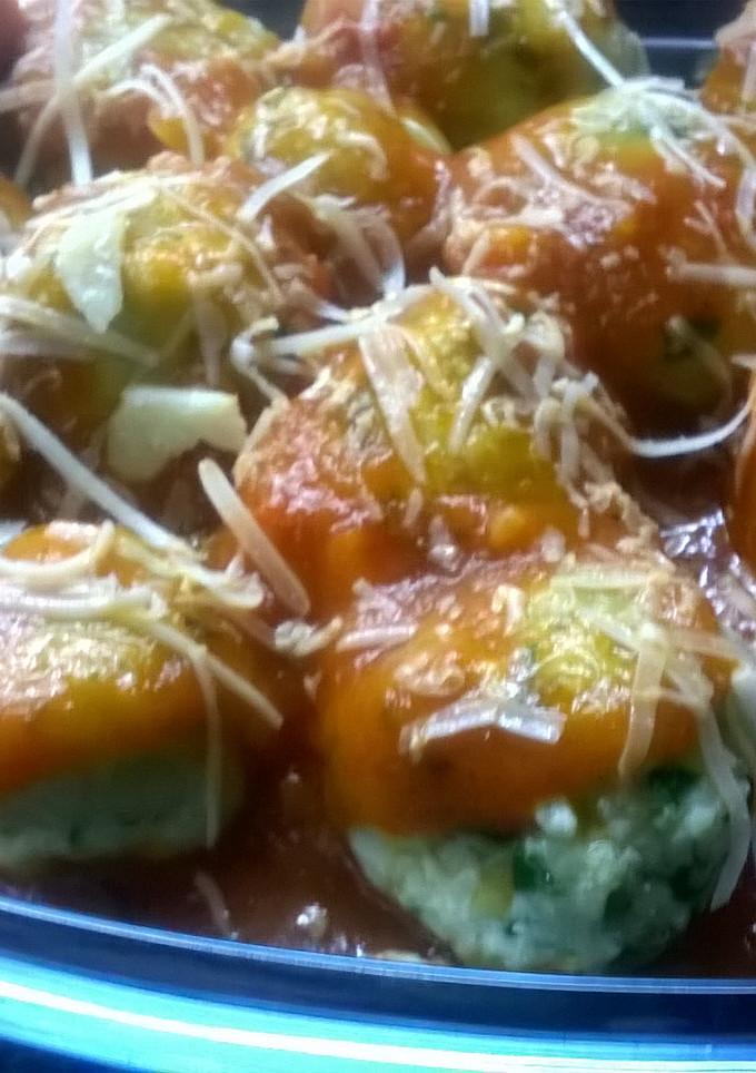 Una foto de Malfatti de ricotta y acelga