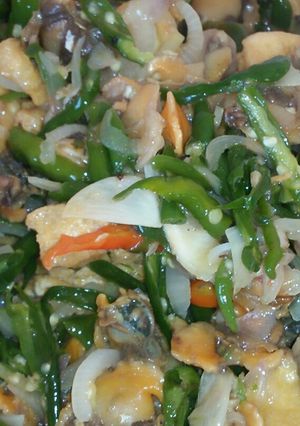 Foto resep Tumis cabe hijau kerang +tahu