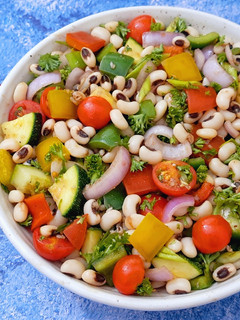 A picture of Boiled Lobia Salad with Lemon Balsamic Dressing.
