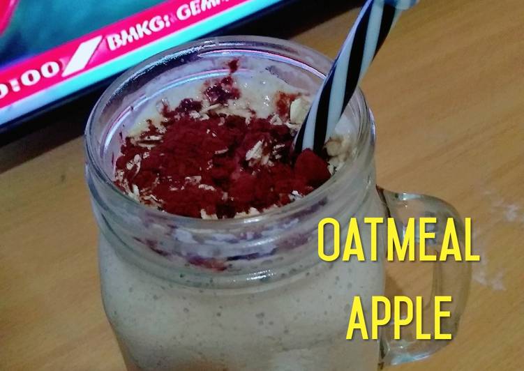 Oatmeal Apple Protein Shake