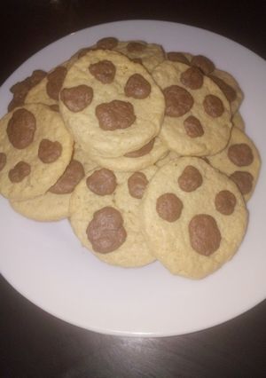 Una foto de Galletas de mantequilla en forma de huella muy fáciles de hacer