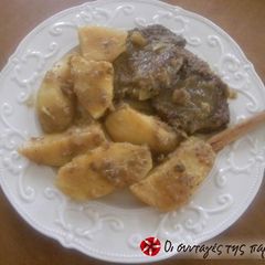 A picture of Roasted silverside veal with cinnamon potatoes.