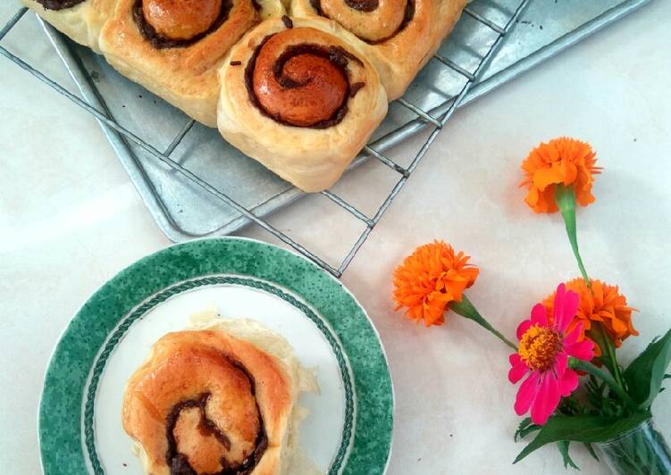 Milo Rolls (overnight autolyze method)