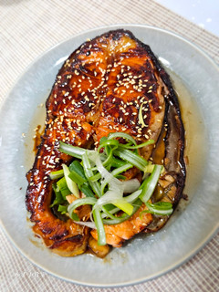 日式照燒鮭魚 的食譜成品照片
