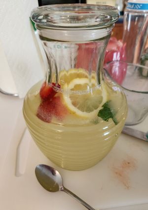 A picture of Strawberry and Mint Lemonade.
