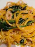 Spaghetti de butternut aux épinards et crème de noisette