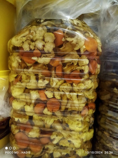 عکسی از دستور ترشی گل کلم