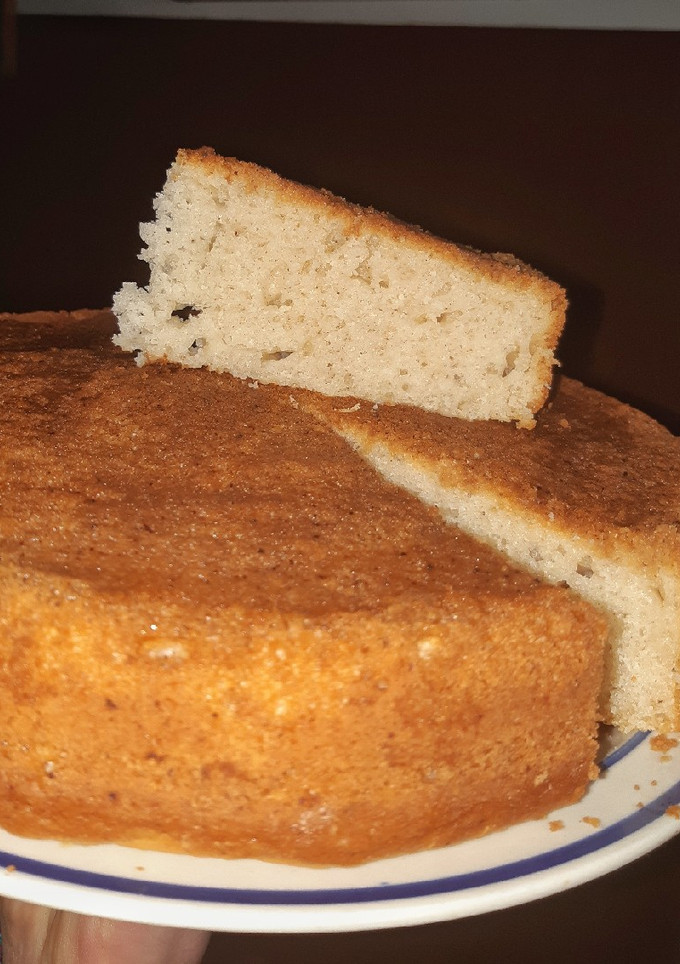 Una foto de Torta de vainilla clásica sin huevos súper fácil y económica 🥰
