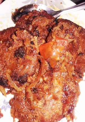 A picture of पतागोवी मसाला टिक्की.