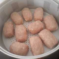 รูปของ Daging isi tahu putih kukus