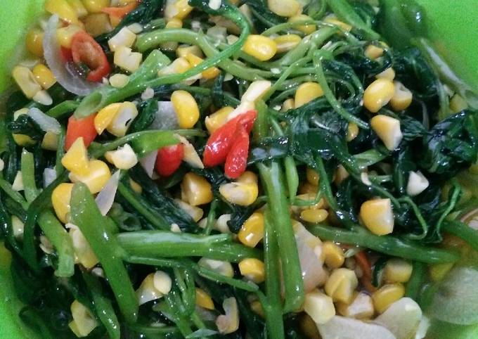 Cara Gampang Menyiapkan Tumis kangkung enak, Bikin Ngiler