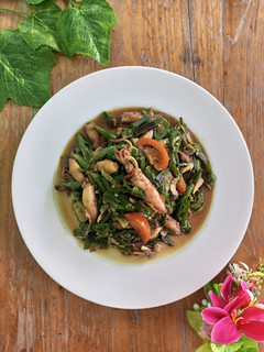 Foto resep Tumis Cumi Kembang Genjer