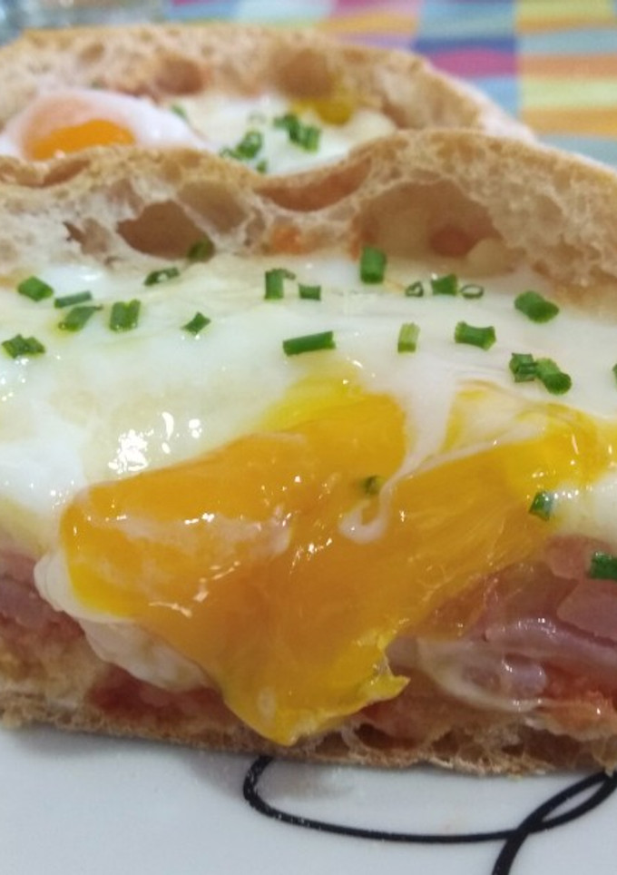 Una foto de Cazuela de pan con huevo