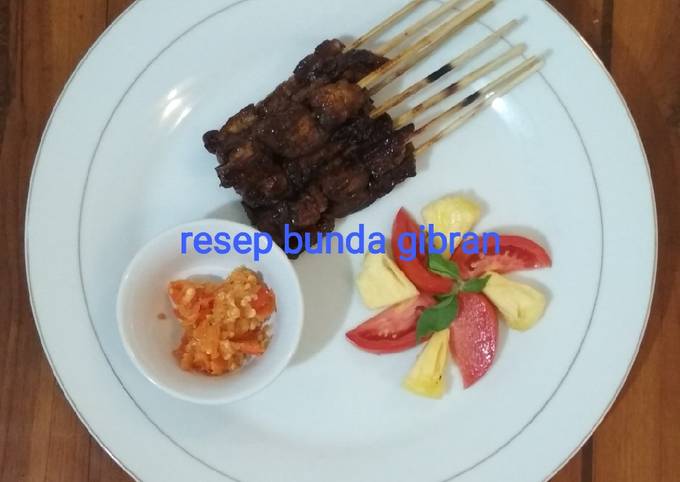  Bagaimana cara bikin Sate Telur Sambal Korek yang nagih banget