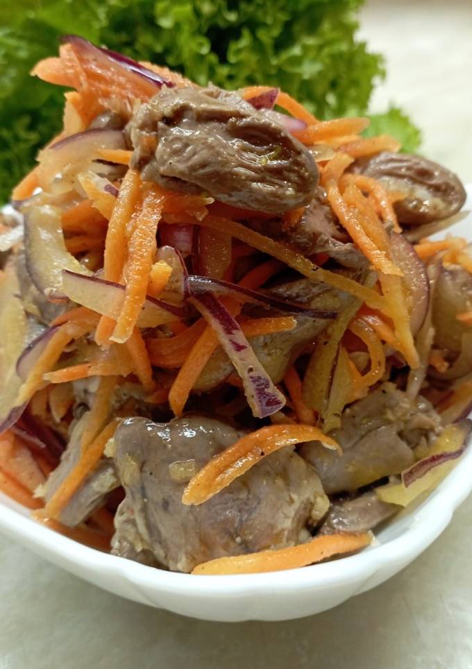 Курячі серця з морквою по-корейськи