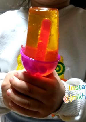 عکسی از دستور بستنی ژله ای کودک