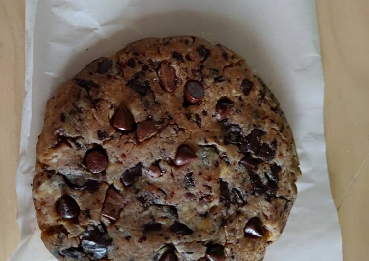 Microwave chocolate chip cookies