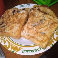 A picture of Bread with Egg.