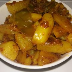 A picture of Potato capsicum veg.