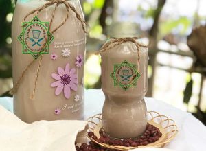 Hình của món Sữa đậu đỏ, mè trắng.