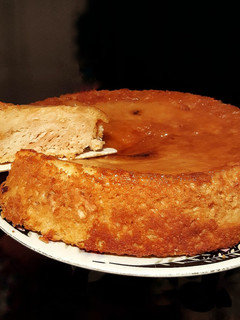 Una foto de Budín de pan rústico
