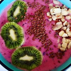 A picture of Berry Smoothie Bowl.