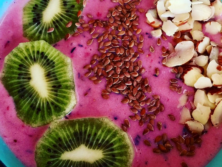 Easy Way Prepare Berry Smoothie Bowl the Delicious You can take Joss in your mouth