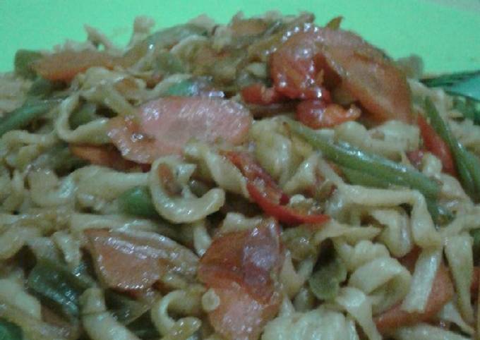 Mie goreng pedas seadanya