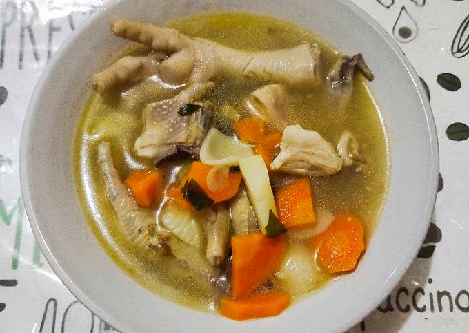Sop Ayam+Ceker Simple