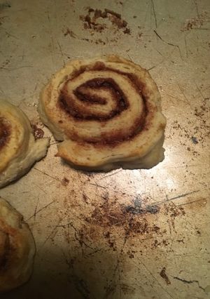 A picture of Quick cinnamon rolls.