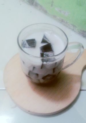 Foto resep Es Cincau Hitam Kuah santan