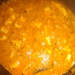 A picture of Shahi paneer.