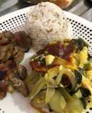 Arroz con ajonjolí negro, mollejas al ajillo y cubios gratinados al horno