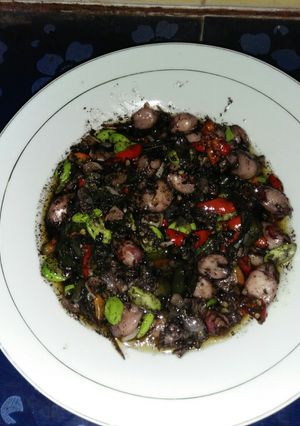 Foto resep Cumi pete tinta hitam