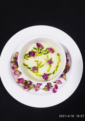 عکسی از دستور فرنی ساده(آرد برنج)