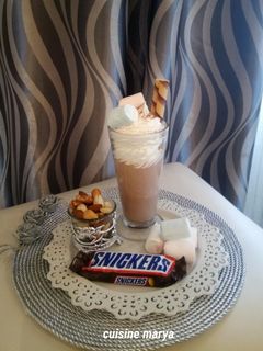 صورة لوصفة مشروب الشوكولا الساخن 🍫🍺 (الهوت شوكليت)