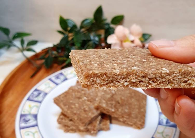 Banana Walnut Protein Bar