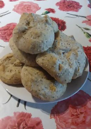 Una foto de Pan con chía, sésamo, queso rallado y orégano