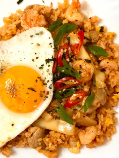 Foto resep Kimchi Bokkeumbap / Kimchi Fried Rice / Nasi Goreng Kimchi Simple