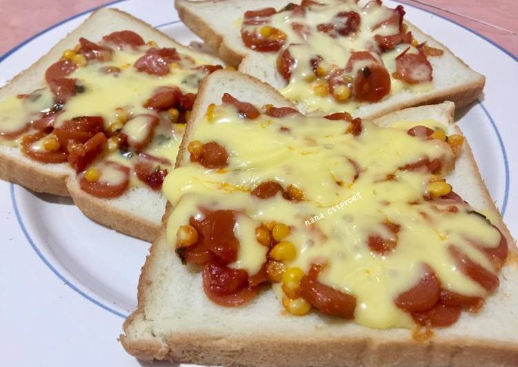 Resep masakan Pizza mini roti tawar | Cara Bikin Pizza mini roti tawar Yang Enak Dan Mudah