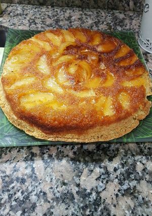 Una foto de Torta de manzana invertida