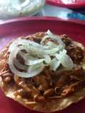 Tostadas de pollo con mole