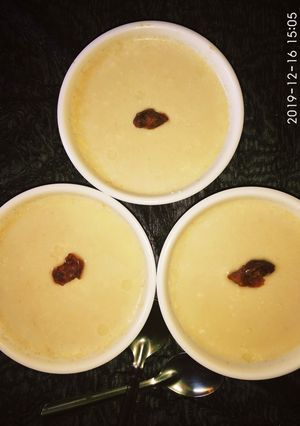 A picture of Date's Yogurt / Homemade unsweetened Yogurt.