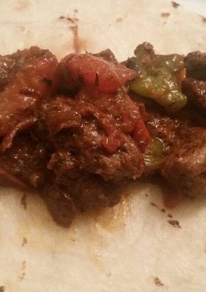A picture of Steak, Green Pepper, & Tomato Tacos.