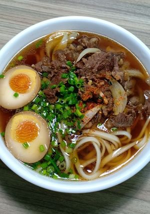 Hình của món Niku Udon.