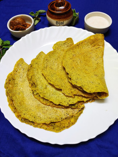 મિક્સ દાળ અને બેસન ચિલા રેસીપી મુખ્ય ફોટો