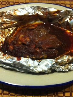Una foto de Pescado empapelado con chile ancho ©
